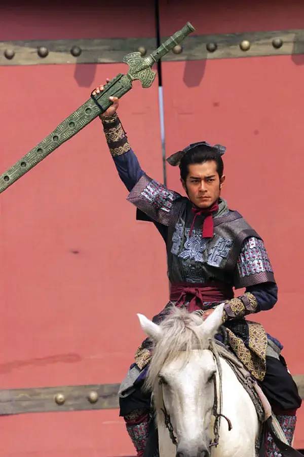 湖南卫视|《寻秦记》之谜：项少龙不回现代，只是因为琴清？他早已身不由己