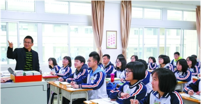 家有二宝育儿|中学课本一个内容被删除，只因嫌其“尺度大”，网友看完：就这？