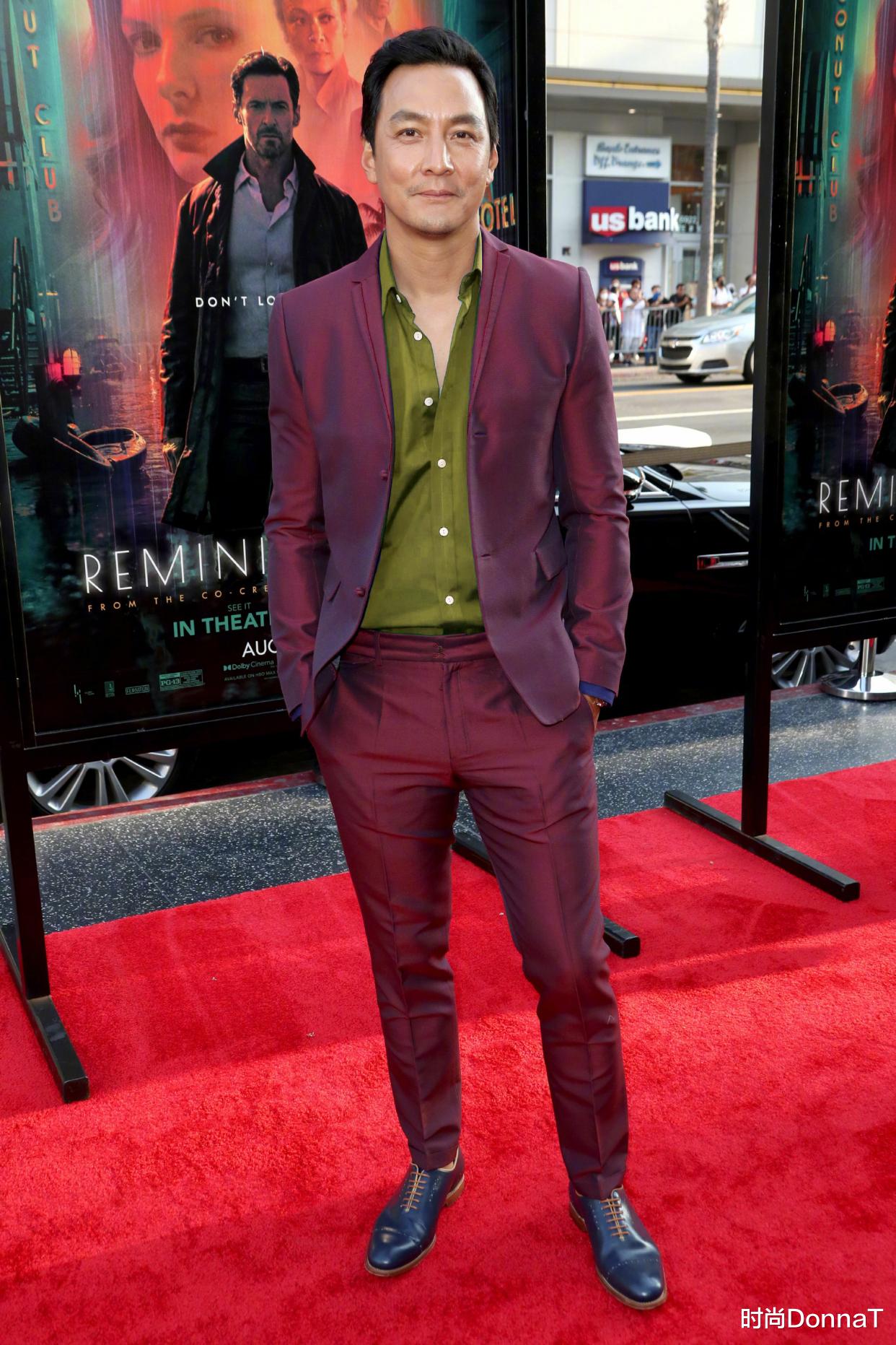 时尚DonnaT|吴彦祖现身洛杉矶首映礼,46岁的脸难挡好身材,穿西装仍时髦有型