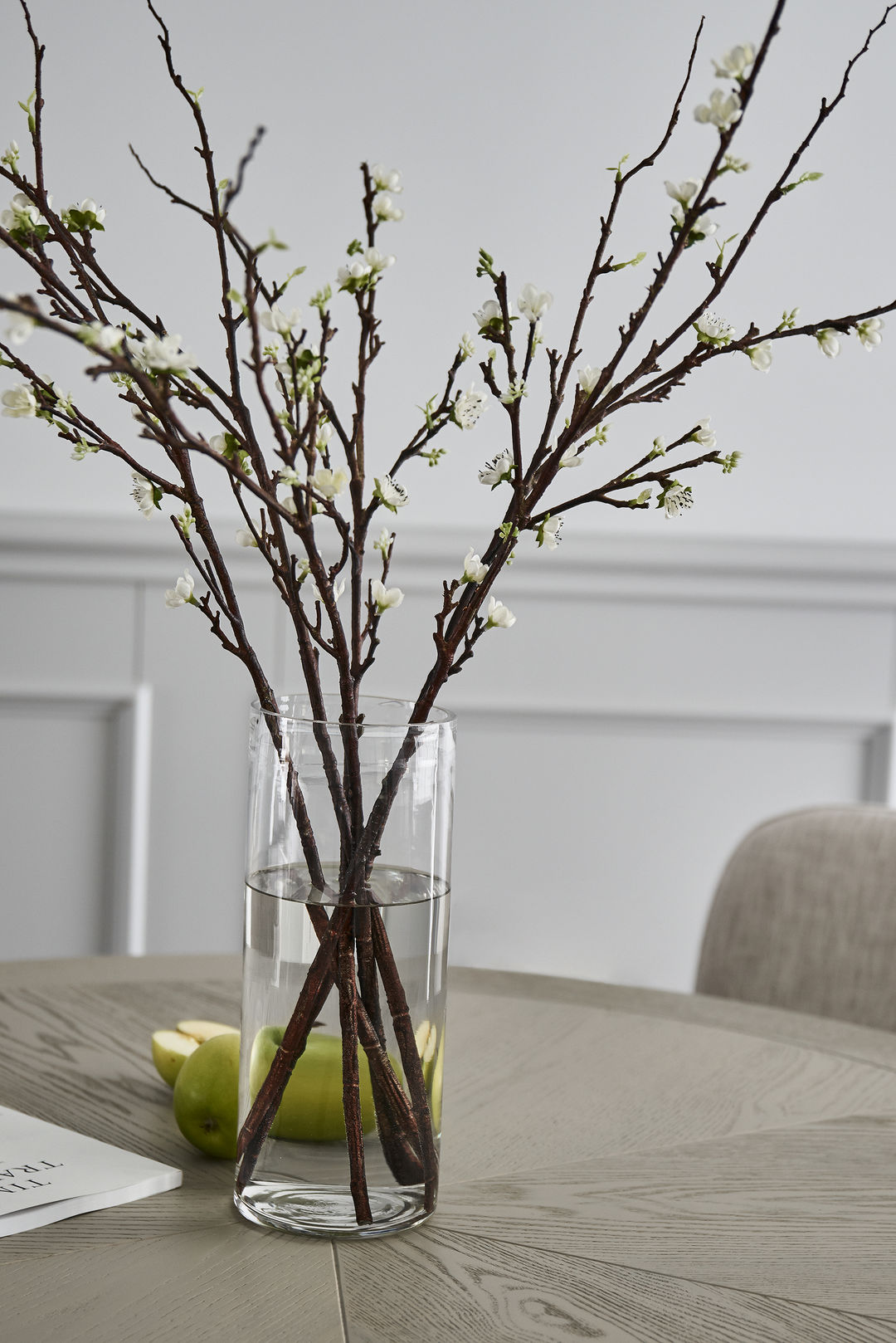 轻奢四居室，打造业主的私人工作区，满足日常的生活所需