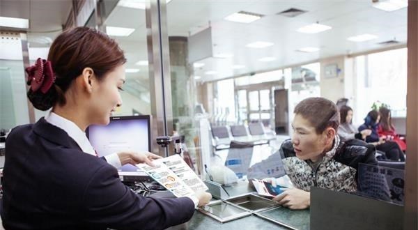 银行 银行存款要“变天”？又5家银行“出问题”了，银保监已点名处罚