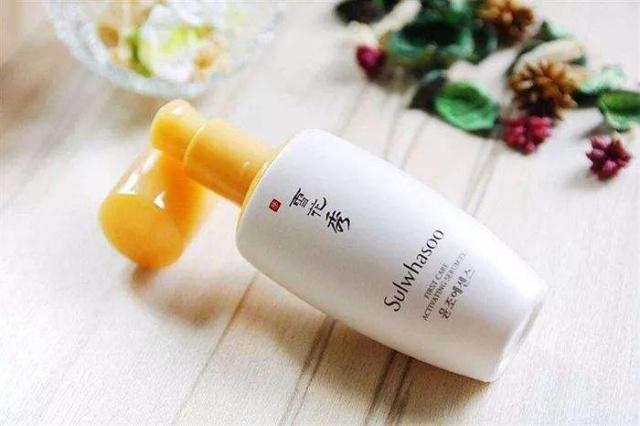 保湿|倾心推荐的美白保湿精华液:超好用,让肌肤享有完美的水润呵护