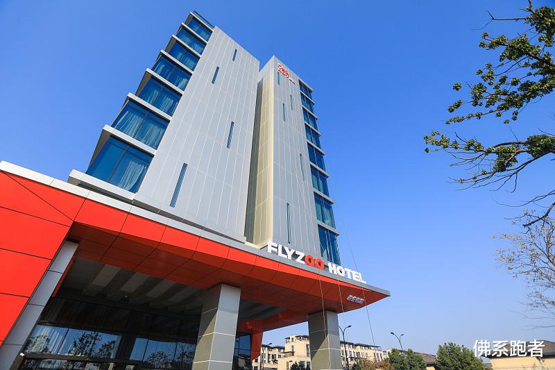 为什么夫妻入住酒店客房，要烧一壶水倒入马桶？