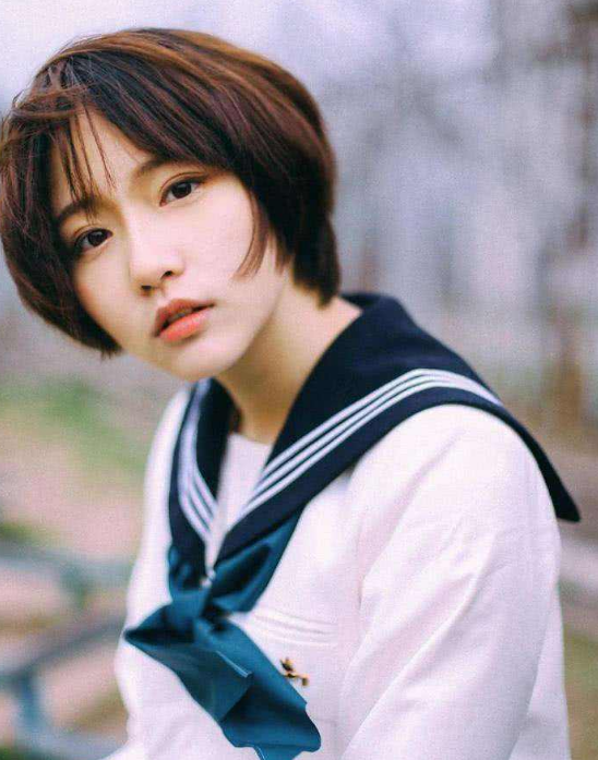 诸葛大力|诸葛大力过气了？无戏可拍沦为游戏主播，发福粉丝直呼不敢认