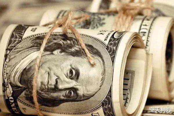 董明珠 美国已“走投无路”？中国抛售1400亿美债后，美亮出最后底牌！