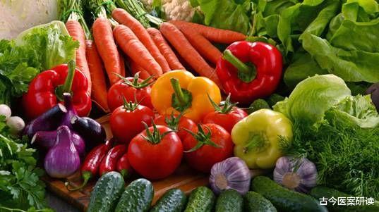 牛奶|多家医院提醒：血脂高的人停止喝“1牛奶”，或使血脂升高、脑梗上身