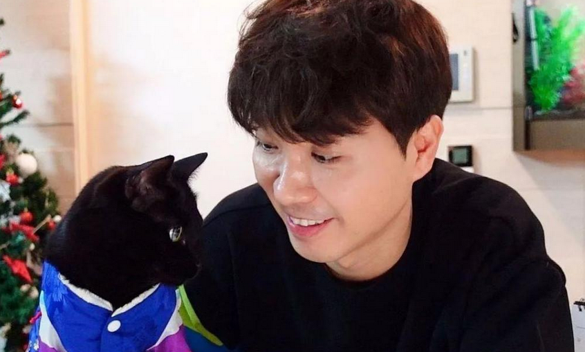 朴秀洪|搞笑艺人朴秀洪，和小23岁圈外女友结婚，曾被亲哥骗100亿韩元