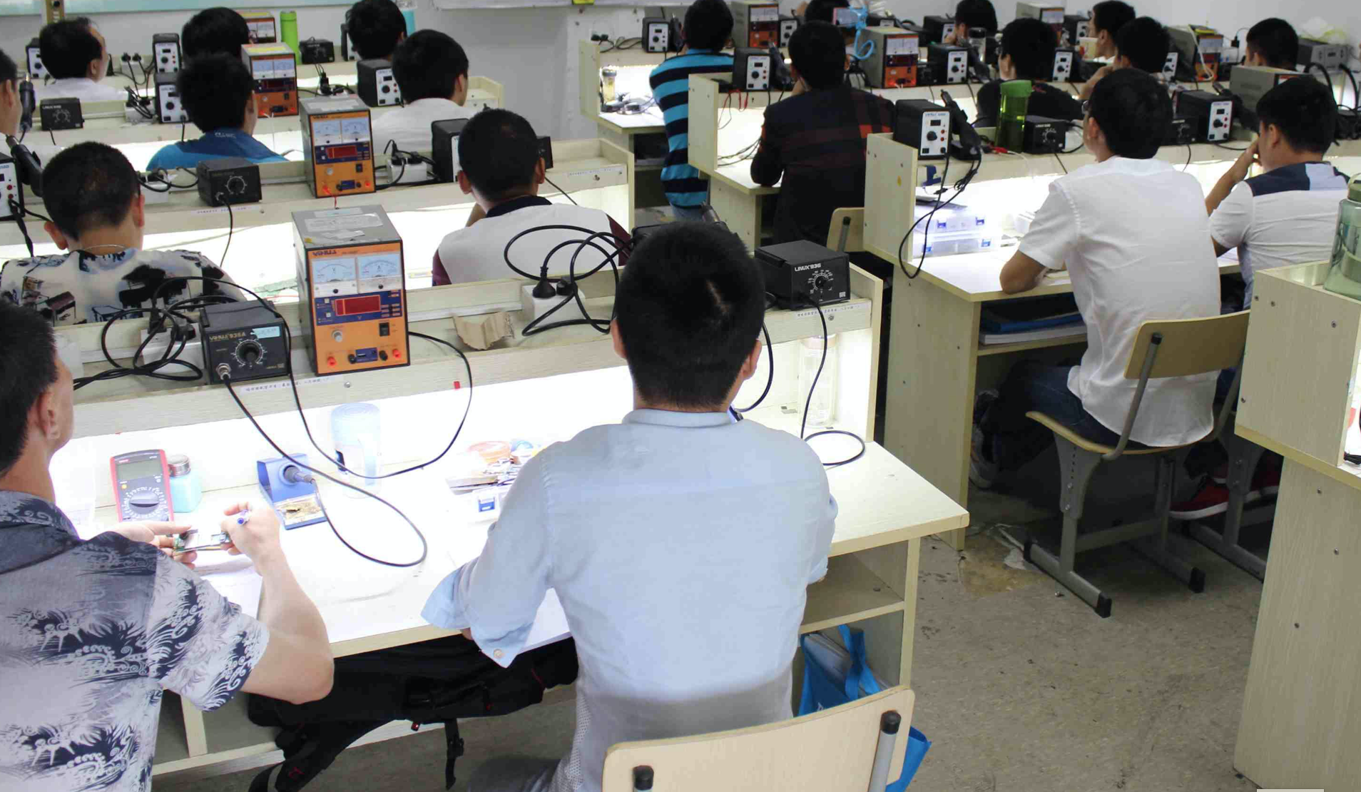 运动|高中毕业生：不读大学可以学的8种手艺，学时短，找工作很容易