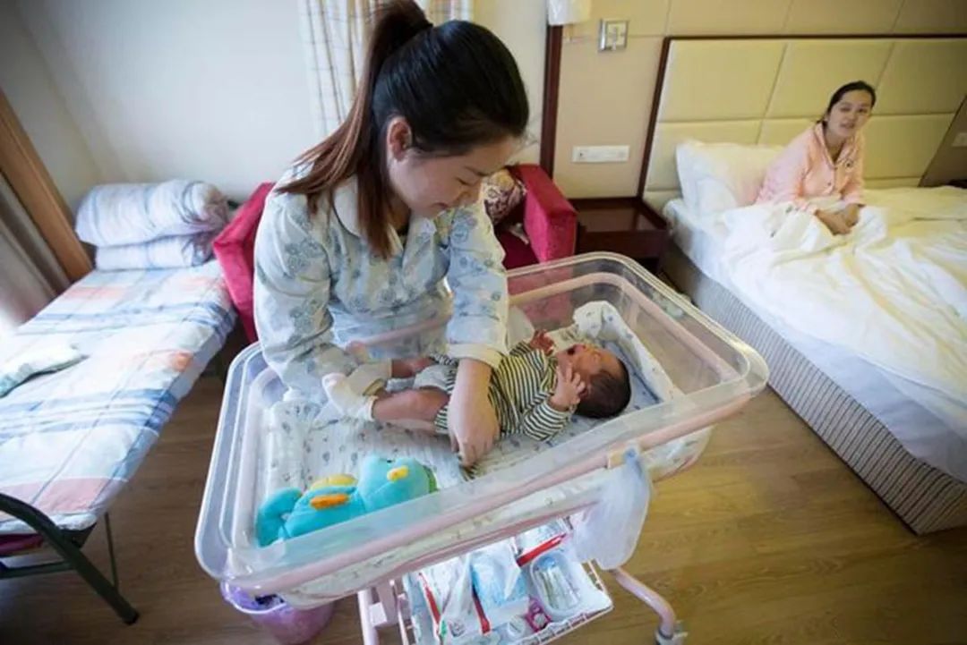 饭饭妈妈育儿|产妇月子有没有做好身体不会“说谎”，牢记三点身体恢复快又好