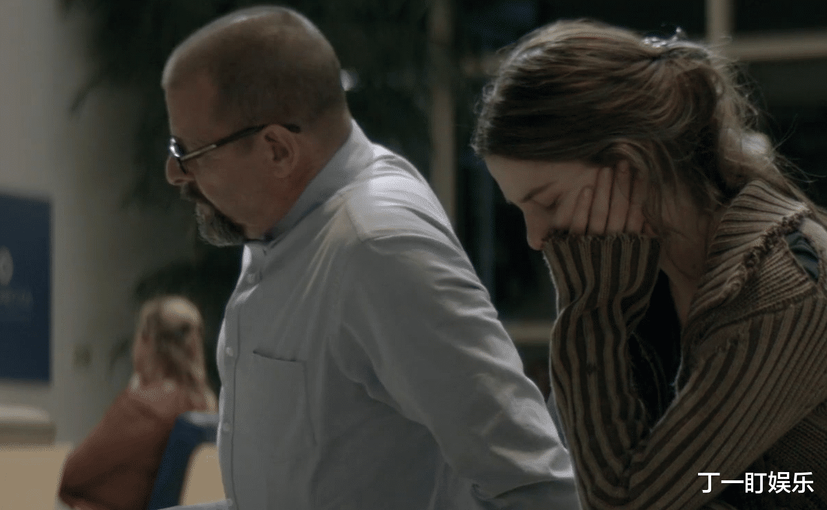 丁一盯娱乐 女孩儿被囚禁地下20年，怀孕4次，凶手身份令人窒息！