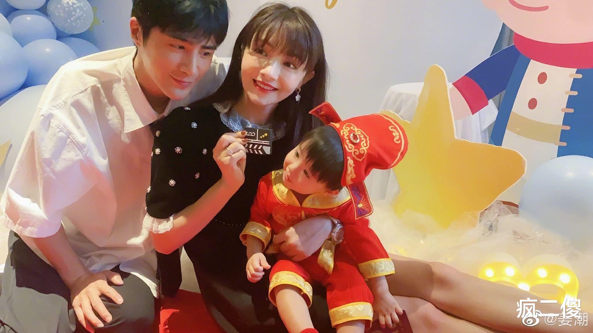姜潮|?麦迪娜姜潮520为儿子庆生，同时官宣二胎，大肚全家福超温馨