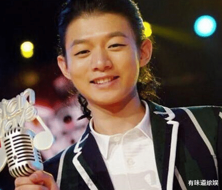 霍尊|有种“整容”叫霍尊，头发剪短后判若两人，网友：早这样早火了