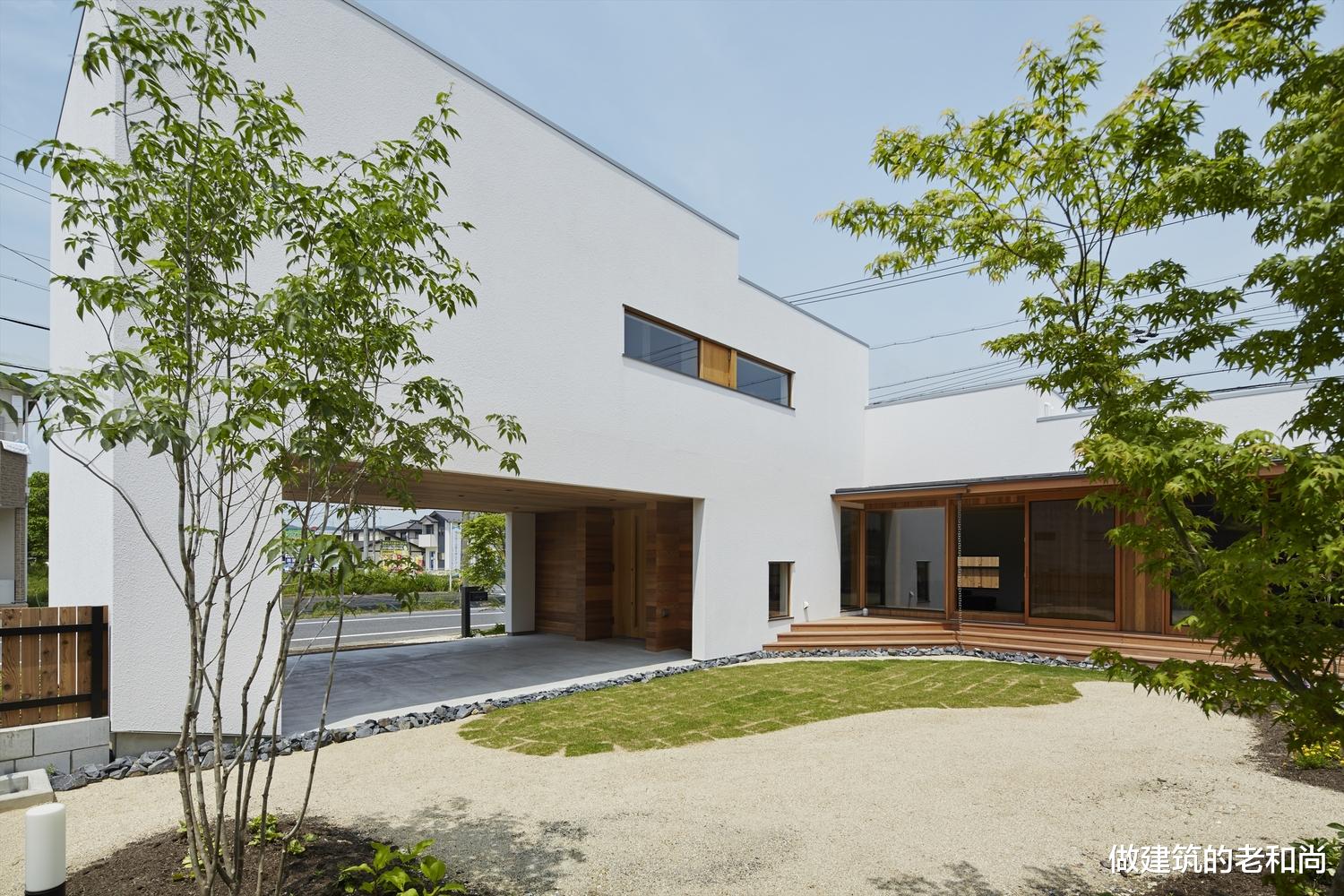 客厅|呼应场地形状的L型住宅：着重解决了与道路及邻居住宅之间的关系