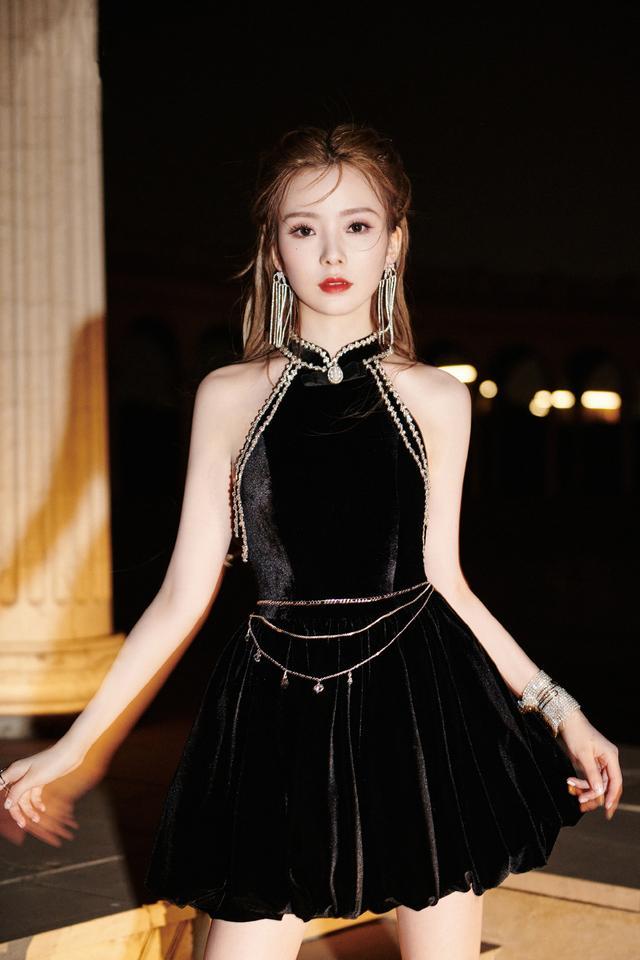 陈卓璇|现在的女团都好会穿，陈卓璇旗袍裙亮相《爆裂舞台》，又美又飒