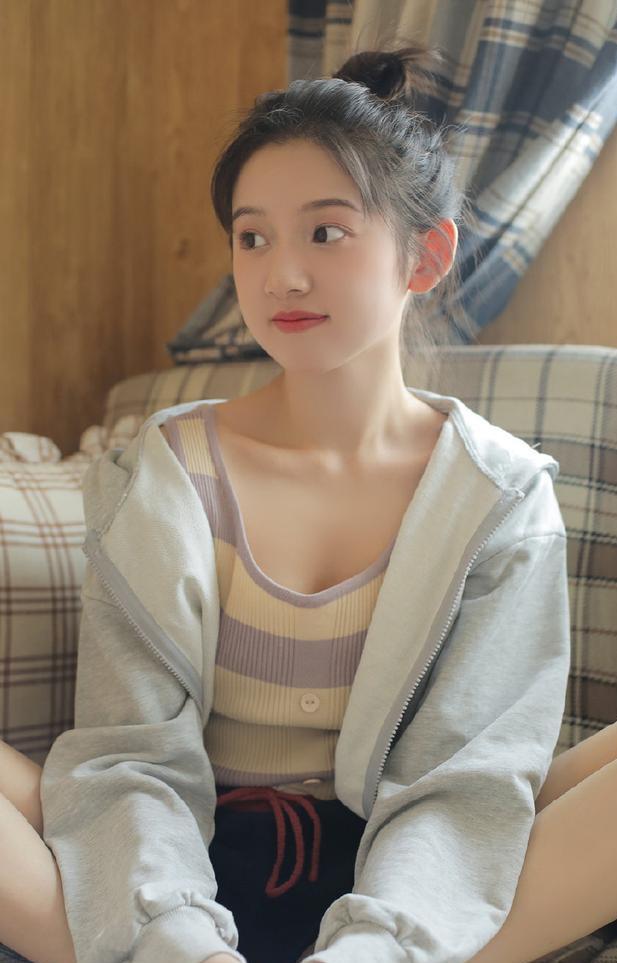 化妆品|被导购“埋没”的爽肤水，不少人因为价低而嫌弃，其实清洁又嫩肤