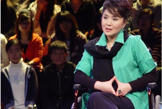 突围|“风流导演”尤小刚的瓜，3任女主都是大美女，真的是享尽艳福