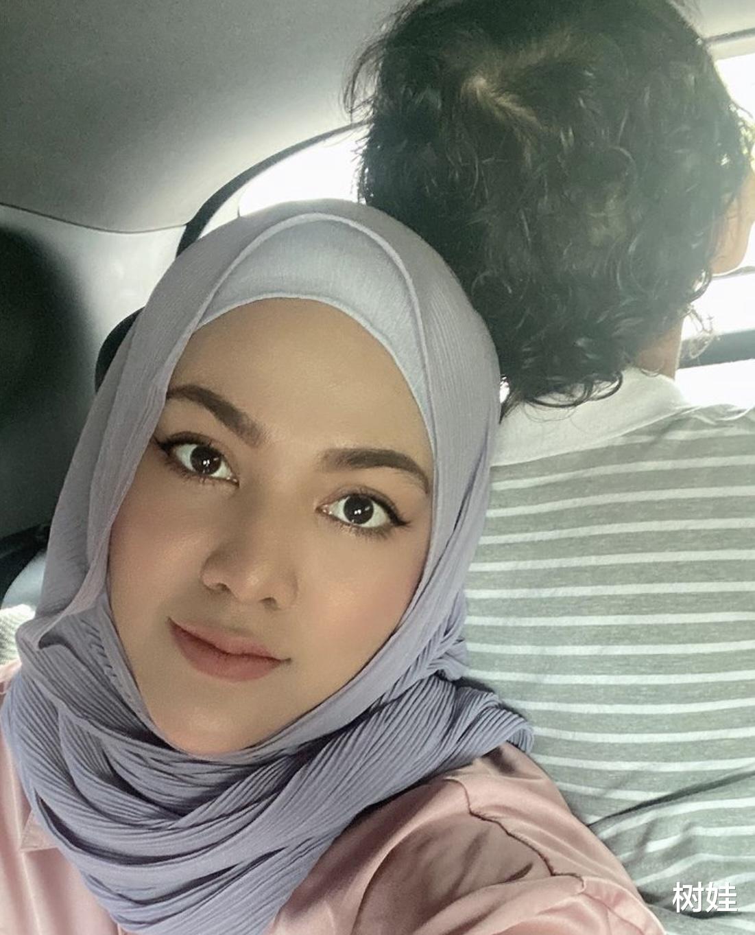 茜拉|歌手茜拉豪宅遭遇洪水，全家爬上屋顶等救援，自曝靠养女逃过一劫