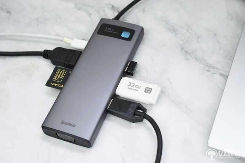 sevokk Macbook的完美搭档！倍思九合一Type-C 扩展坞，为你解决笔记本接口单一的烦恼