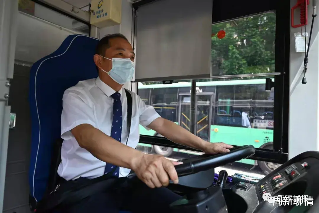 周新聊情|武汉公交车为何开得飞快？这些金牌教练告诉你答案