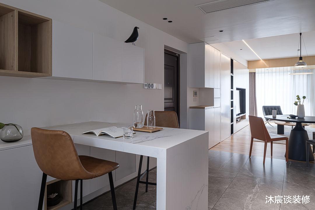 |未来我家，就要像她家这样装修，室内简洁大方，温馨舒缓很喜欢！