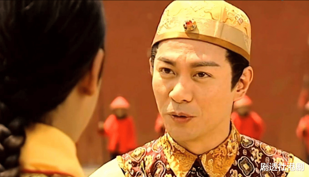 |独家！59岁江华息影多年全面复出，外表冻龄帅气，透露将接拍电影