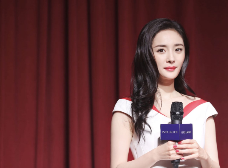 杨幂|34岁杨幂体重常年保持90斤:我可以变老,但不能变胖