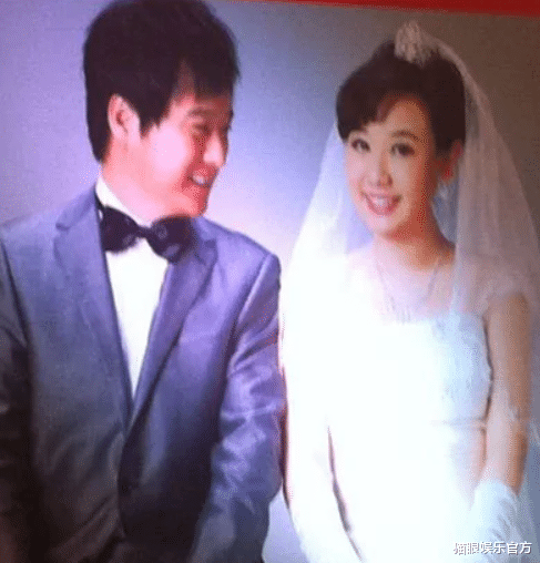 何超莲|童星关凌罕晒二胎，母女俩长相像复制粘贴，曾因贱养女儿感到愧疚