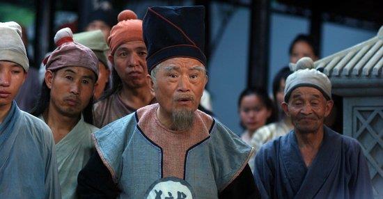 假如我是狐城 尼姑状告和尚非礼，朱元璋闻了一下尼姑，冷笑道：将她凌迟处死