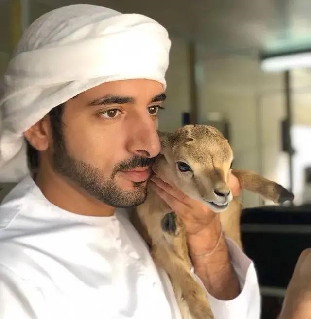 情感维护|他是全球男人羡慕对象,是万千少女的梦想,王思聪在他面前秒成渣