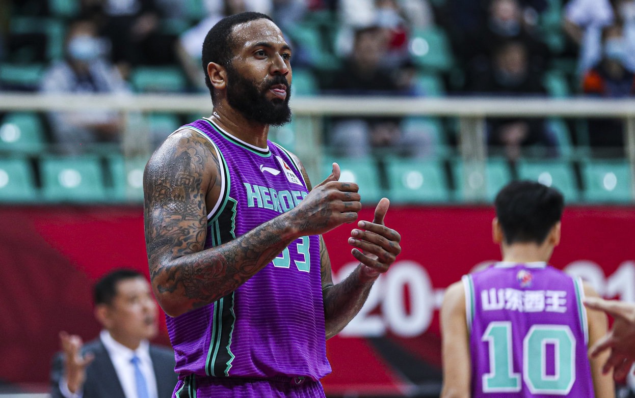 山东男篮|完胜马布里！山东最强核武已归位，冲击CBA总冠军有戏了？