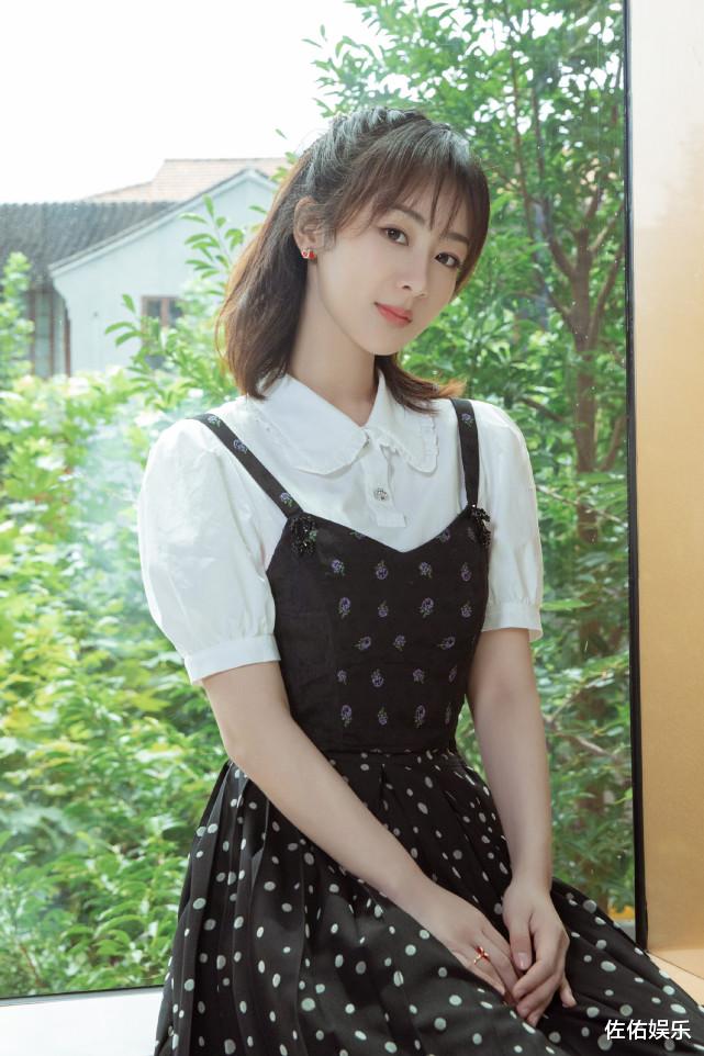 杨紫|杨紫频遭网络暴力,本人维权索赔11万,获赔1.3万元