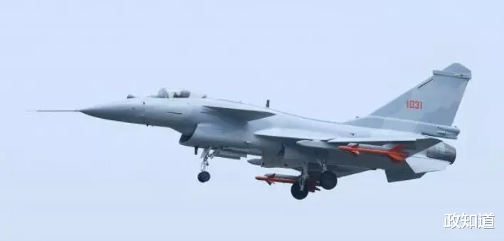 政知道 解放军25架巡台军机创纪录！五种不同机型各司何职？