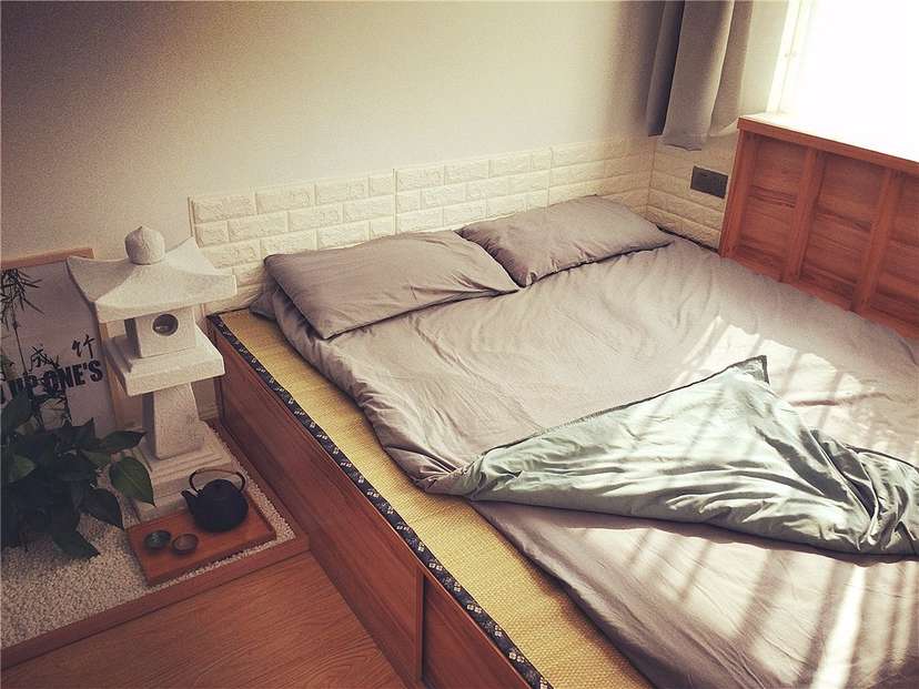 设计师改造35㎡超小户型，瞬间变成日式拉面馆，网友：好想吃一顿