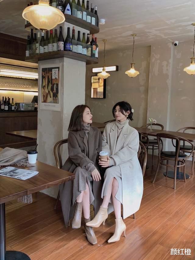 颜红橙 秋冬有哪些高级穿搭？还是大衣搭配半身裙或长裤够拉风，又飒又美