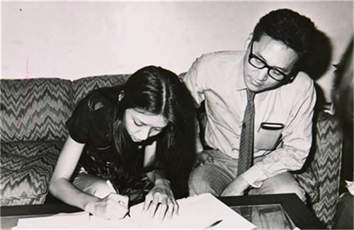 黄晓明|他和女神结婚3个月便离婚，辱骂女神40年，临终之际只想见她一面