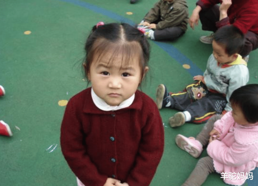 羊驼妈妈|幼儿园新兴起一种“隐形暴力”，孩子倍感煎熬，父母却毫不知情