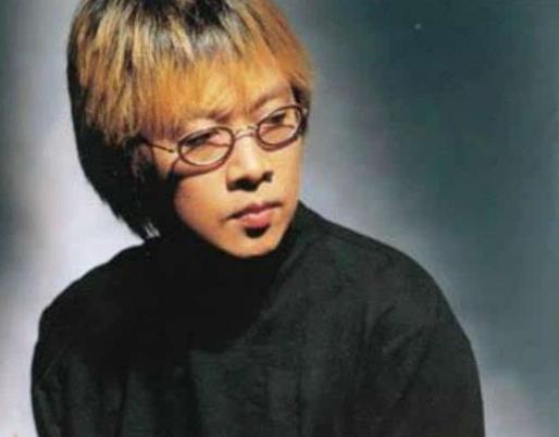 张雨生|23年前张雨生离世，葬礼上几次哭到晕厥的女孩，现在已经家喻户晓