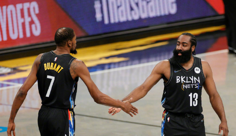 灰熊队|都是2-0，强强对决不可避免！篮网打雄鹿谁赢？名嘴苏群的答案很明显了