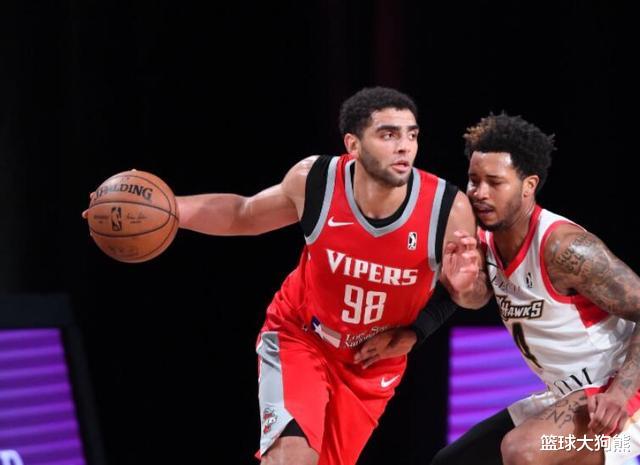 火箭隊|3場56分鐘16投僅2中！火箭新前鋒遠未達NBA水準，或成離隊首人