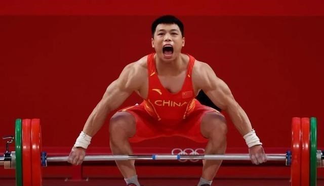 四叶草海之恋|目前中国6块金牌举重占3块!举国体制让我国举重运动员如鱼得水!