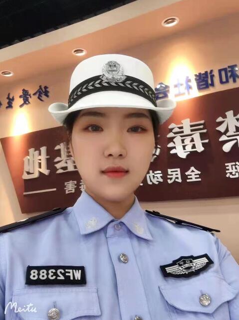 期货 惯偷盗贼行窃时，遇到了当过健身教练的女辅警