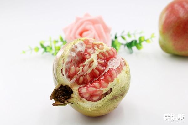 石榴|秋天吃石榴，到底合不合适？宝宝可以吃吗？其中利弊，与您讲清