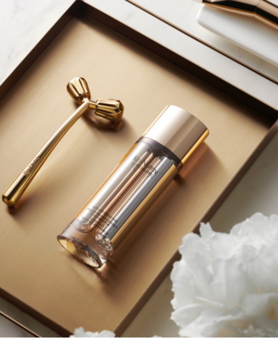 胶原蛋白|4款用实力说话的贵妇精华液,让你皮肤紧致细腻,比同龄人更年轻