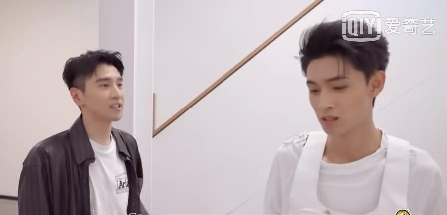 赵又廷|遇到难题，赵又廷说加上林更新也没用，急得直喊关晓彤！