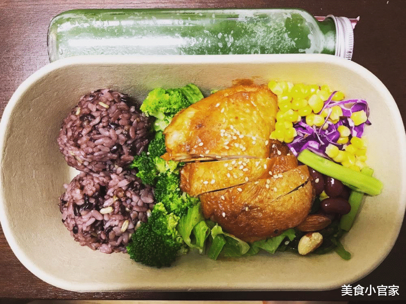 美食 89后女生晒减肥美食清单，火爆朋友圈，1周瘦4斤，网友：学习了！