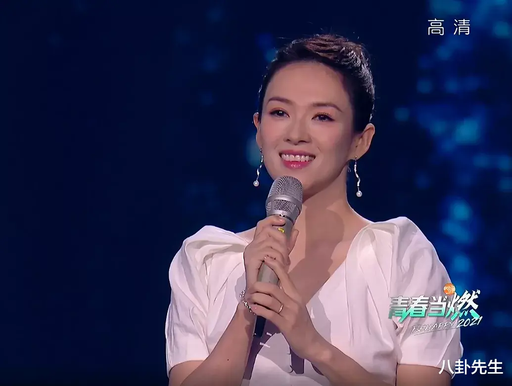 张彬彬|湖南卫视开心夜：金晨鼻子瞩目，TWINS造型拖后腿