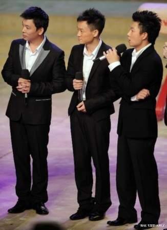 李安琪|“不会中文”的李安琪，是如何让丈夫李小鹏的商业之路停滞不前的