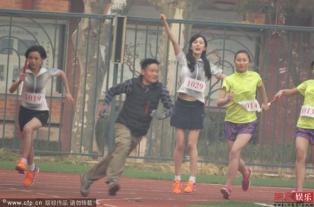 谢娜|谢娜怀孕素颜憔悴状态不佳，李湘怀孕胖到巅峰，杨幂大肚很真实