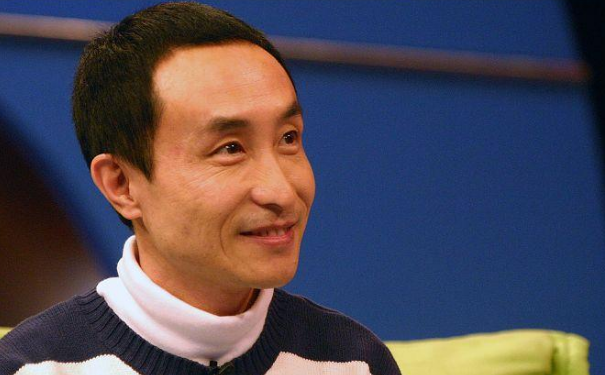 杨紫|他连登18次春晚，却因赵丽蓉一句话，不敢上春晚“消失”10年