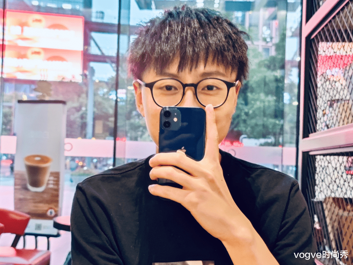 vogve时尚秀|心动的信号4：全员晒自拍照，女2无美颜出镜，方彬涵真有25岁？